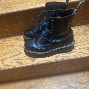 Dr. Martens JADON HI BOOT SMOOTH LEATHER PLATFORMS